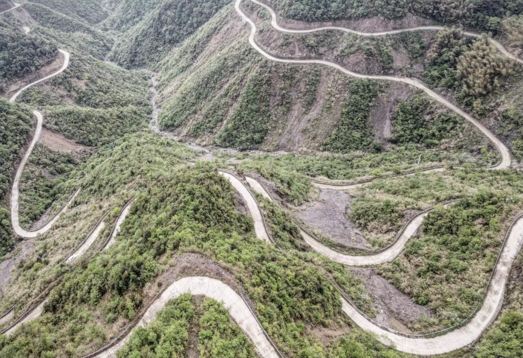 探寻•胜利之路